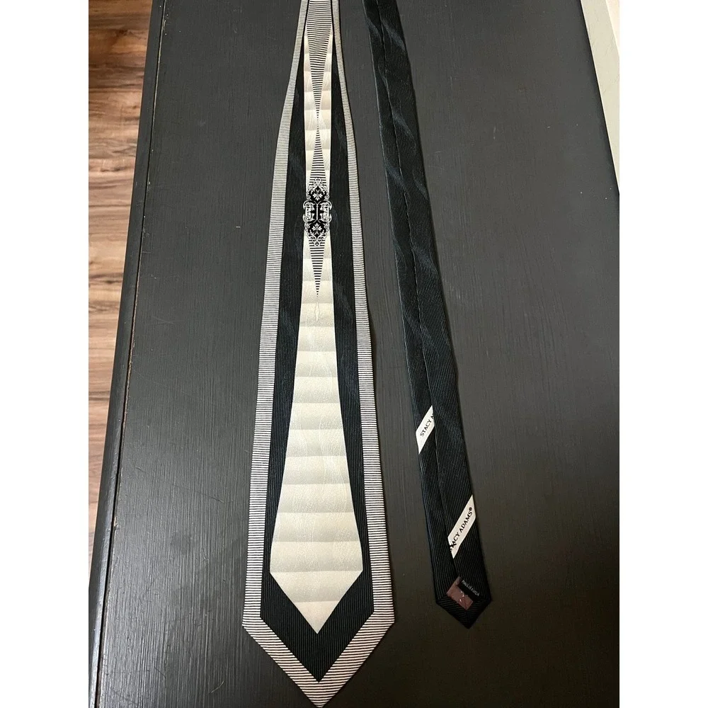 Stacy Adams Mens 100% Silk Tie Black Silver Geometric Pattern Hand Made‎